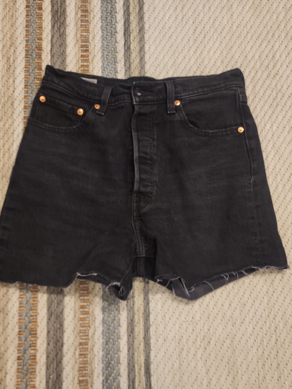 Black Raw-Hem Rib Cage Levis Denim Shorts
